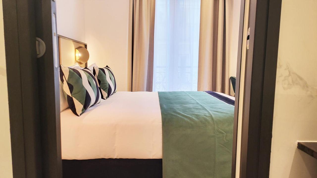 สตาร์ ช็องเซลิเซ่ Hotel ปารีส ภายนอก รูปภาพ