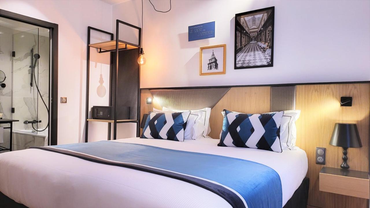 สตาร์ ช็องเซลิเซ่ Hotel ปารีส ภายนอก รูปภาพ