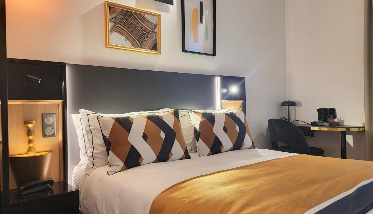 สตาร์ ช็องเซลิเซ่ Hotel ปารีส ภายนอก รูปภาพ