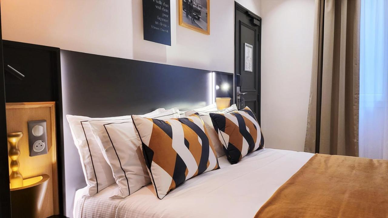 สตาร์ ช็องเซลิเซ่ Hotel ปารีส ภายนอก รูปภาพ