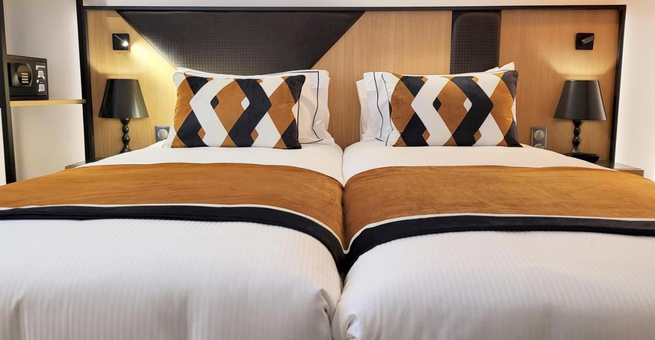 สตาร์ ช็องเซลิเซ่ Hotel ปารีส ภายนอก รูปภาพ